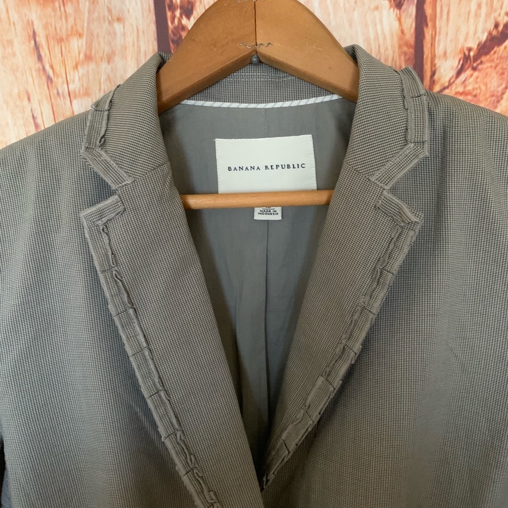 Banana Republic Blazer - Picture 2 of 4